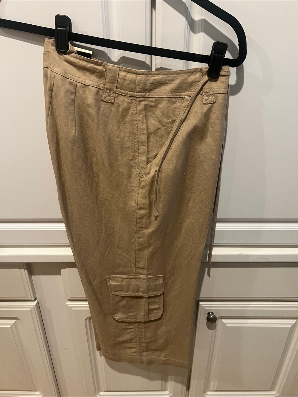 Khaki Cropped Cargo Pants